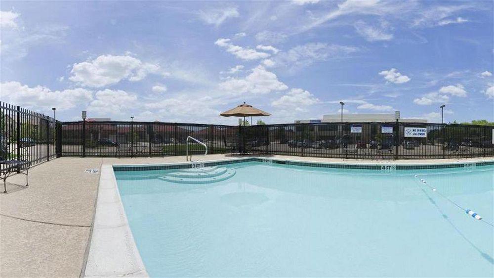 Holiday Inn Express Hotel & Suites Plano West - Frisco By Ihg Exterior photo