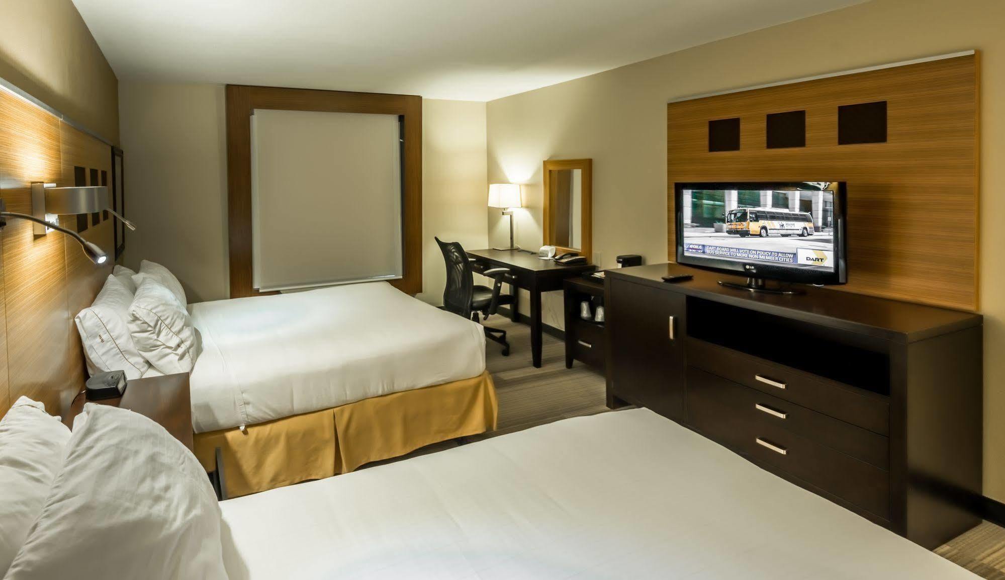 Holiday Inn Express Hotel & Suites Plano West - Frisco By Ihg Exterior photo